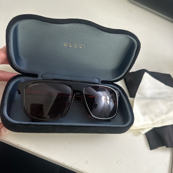 Gucci Sunglasses - Picture 1 of 7